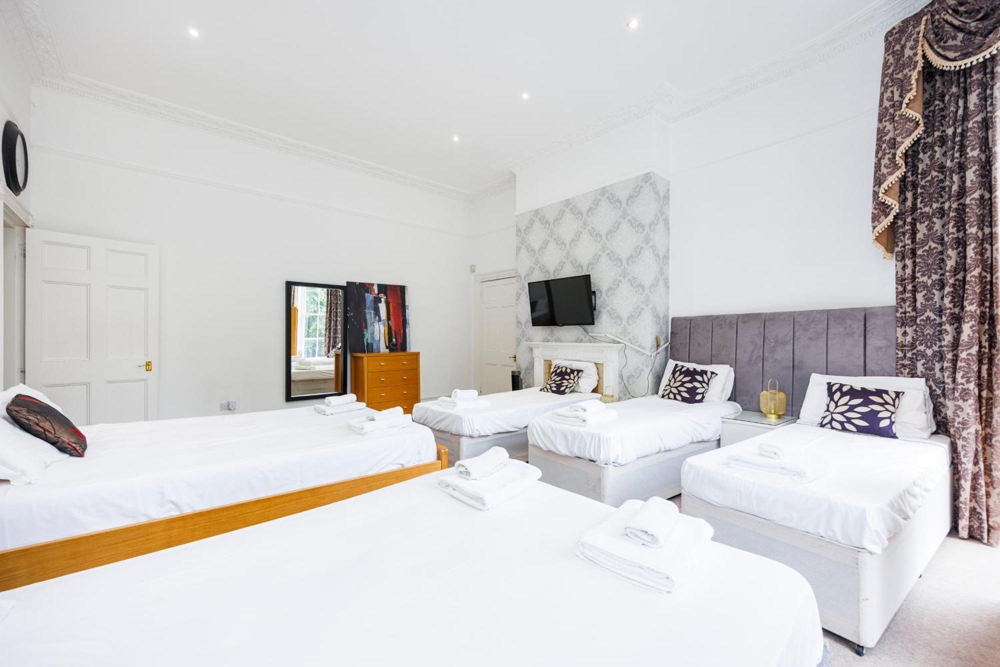 Mansion House Premium Aparthotel